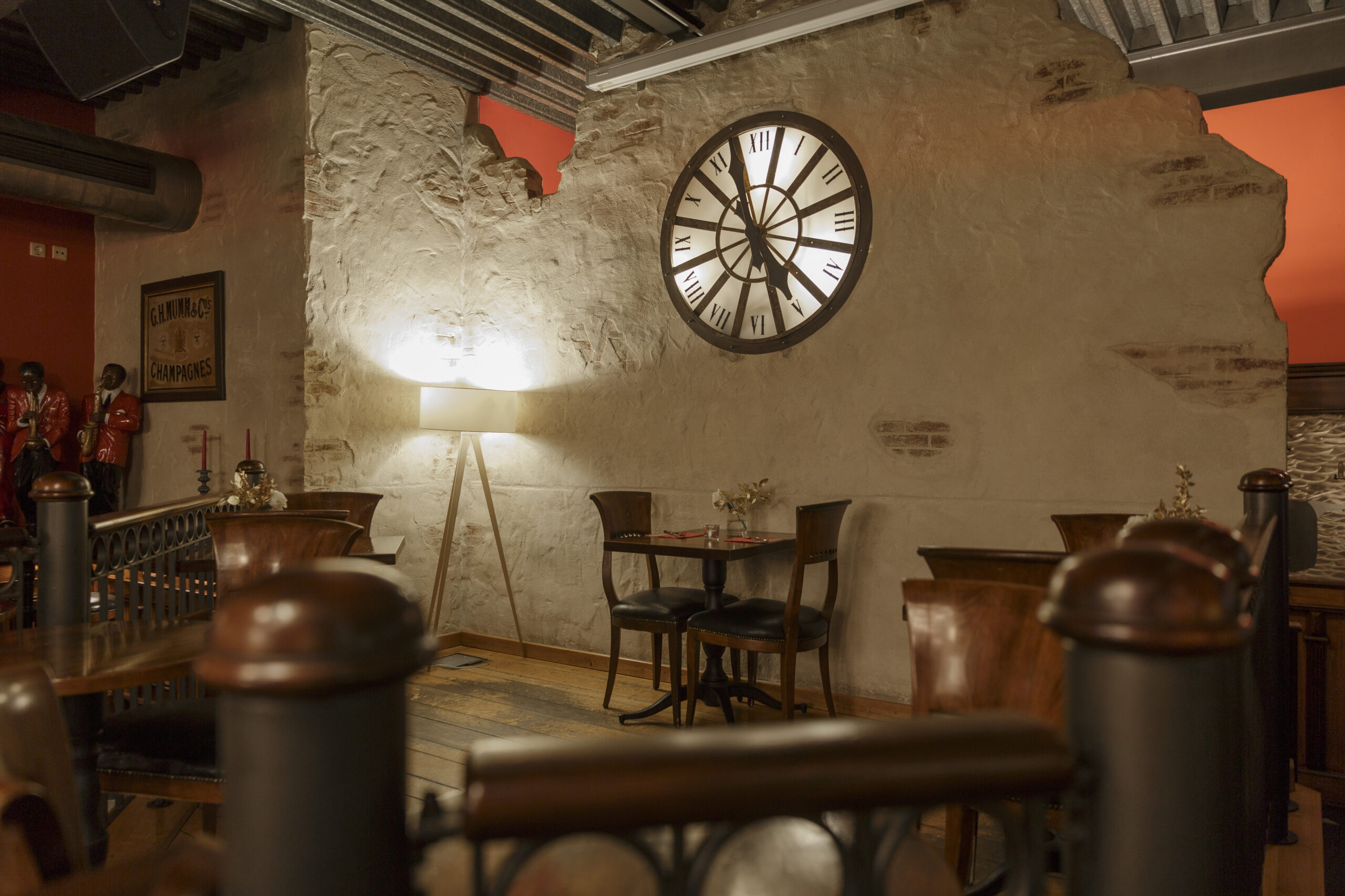Hochwertige Interieur-Details im Japengo Steakhouse Tübingen mit modernem Design